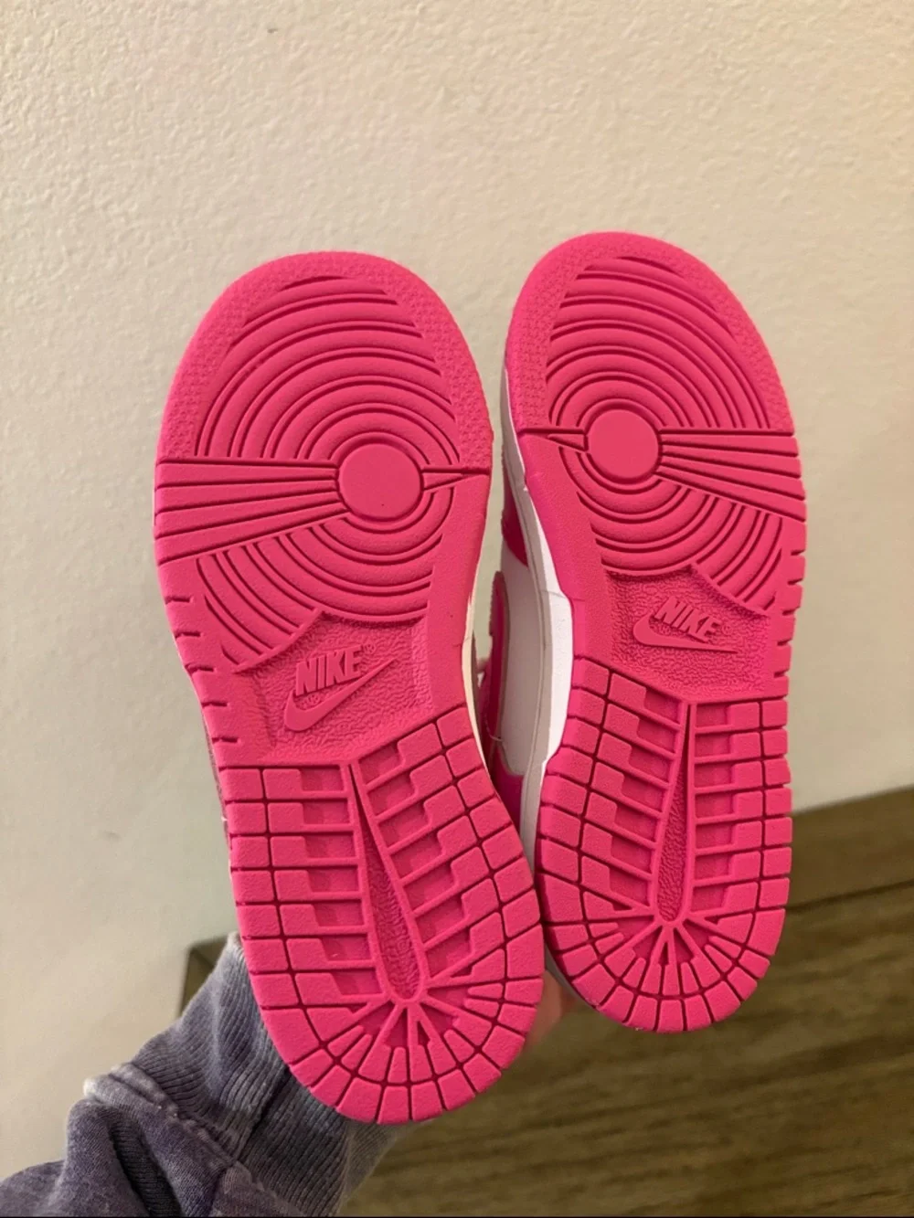 NIB [Nike] Dunk Low Top Shoes Sneakers Fuchsia Pink/White Little Kids Youth 11 C - Picture 13 of 16